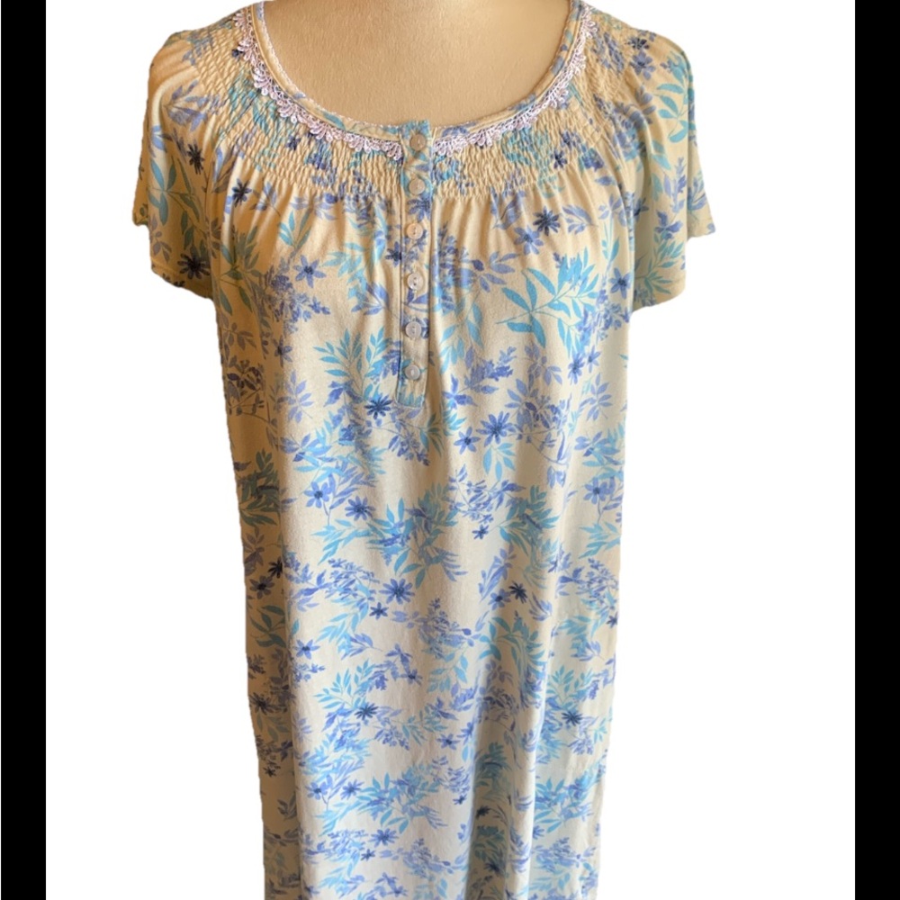 ARIA Collection Nightgown Womens Medium Yellow Blue Floral Smocking W Lace